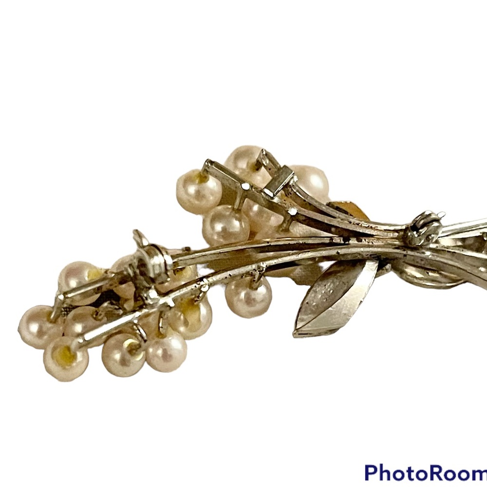 Sterling Silver Vintage Brooch W Genuine Cultured Pearls Floral Spray design - Picture 2 of 10